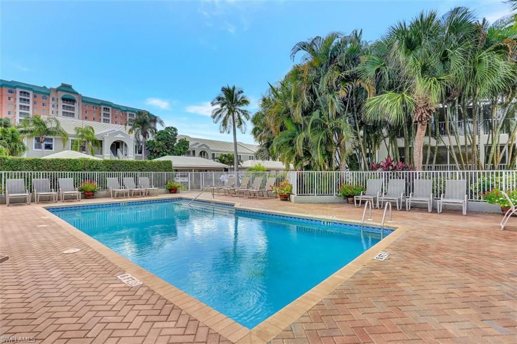 5899 Chanteclair Dr, Unit 226, Naples, FL 34108 Photo