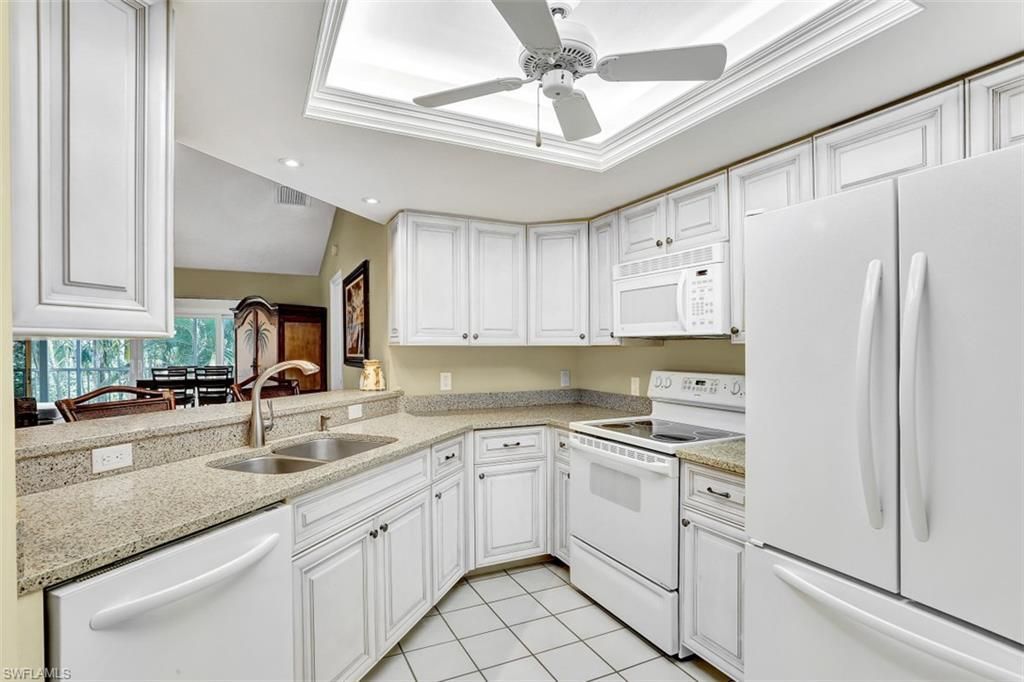 5899 Chanteclair Dr, Unit 226, Naples, FL 34108 Photo