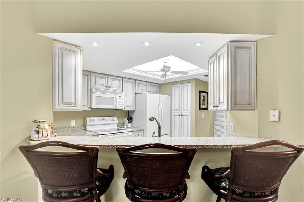 5899 Chanteclair Dr, Unit 226, Naples, FL 34108 Photo