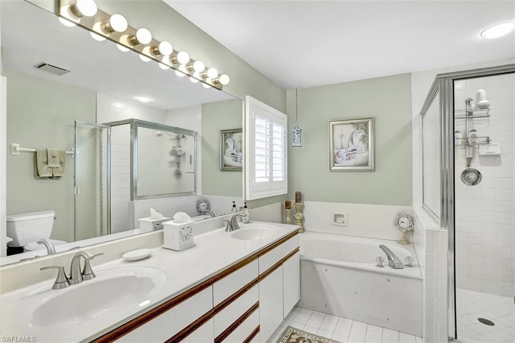 5899 Chanteclair Dr, Unit 226, Naples, FL 34108 Photo