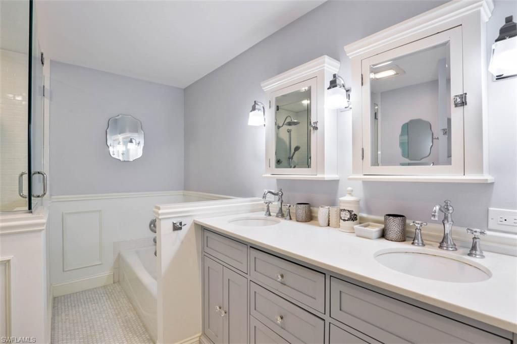 5897 Chanteclair Dr, Unit 313, Naples, FL 34108 Photo