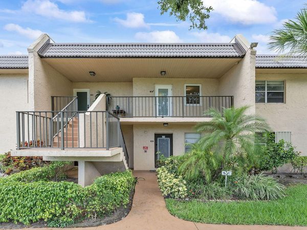 118 Lake Constance Drive, West Palm Beach, FL 33411