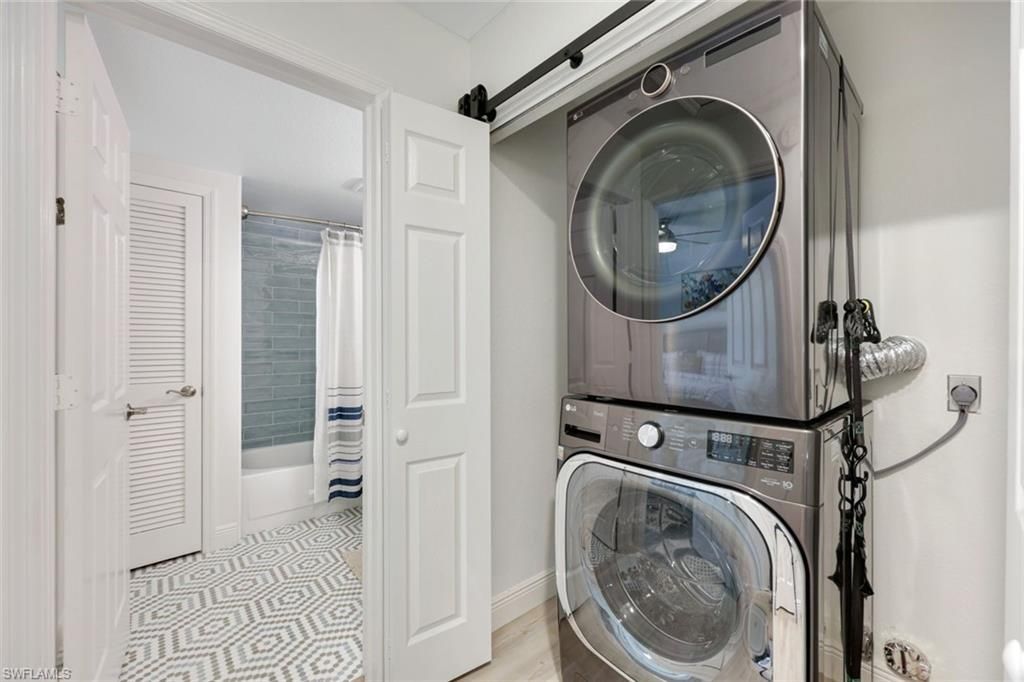 824 Tanbark Dr, Unit 204, Naples, FL 34108 Photo