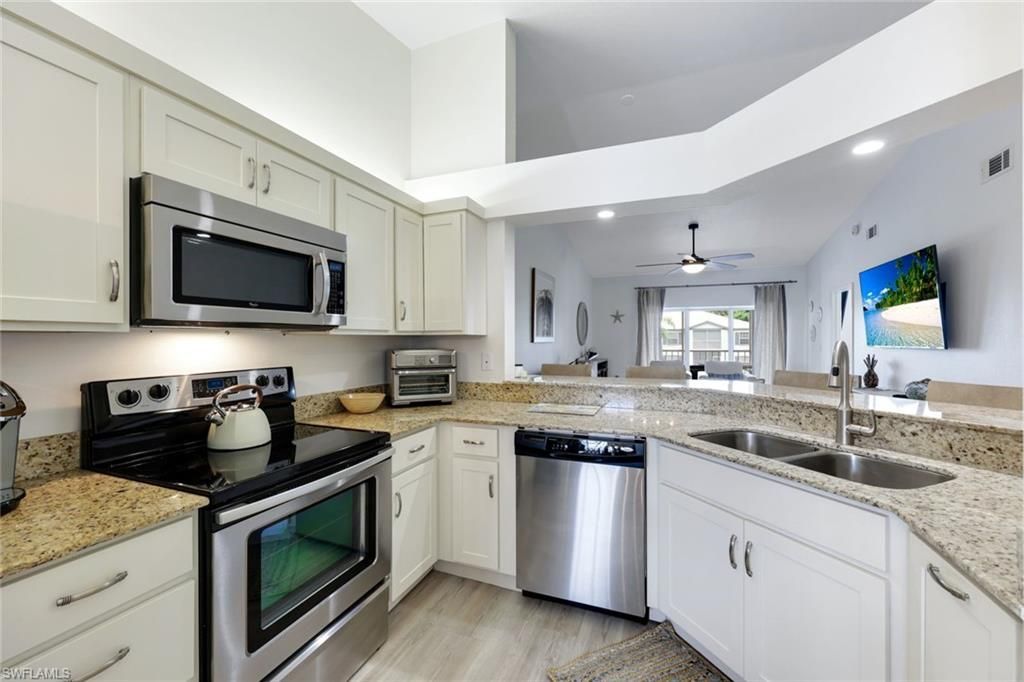 824 Tanbark Dr, Unit 204, Naples, FL 34108 Photo