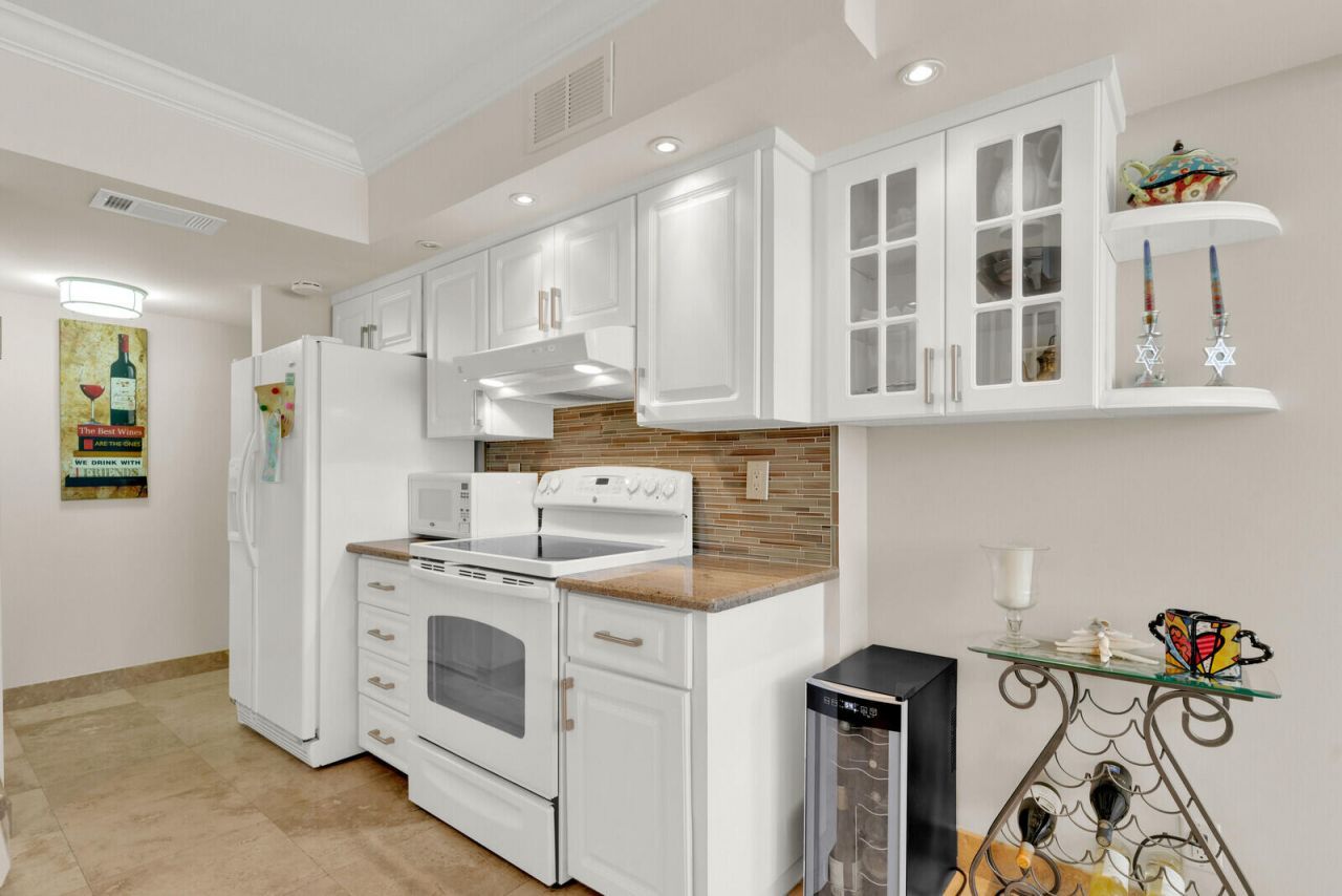 799 Jeffery Street, Unit 4070, Boca Raton, FL 33487 Photo