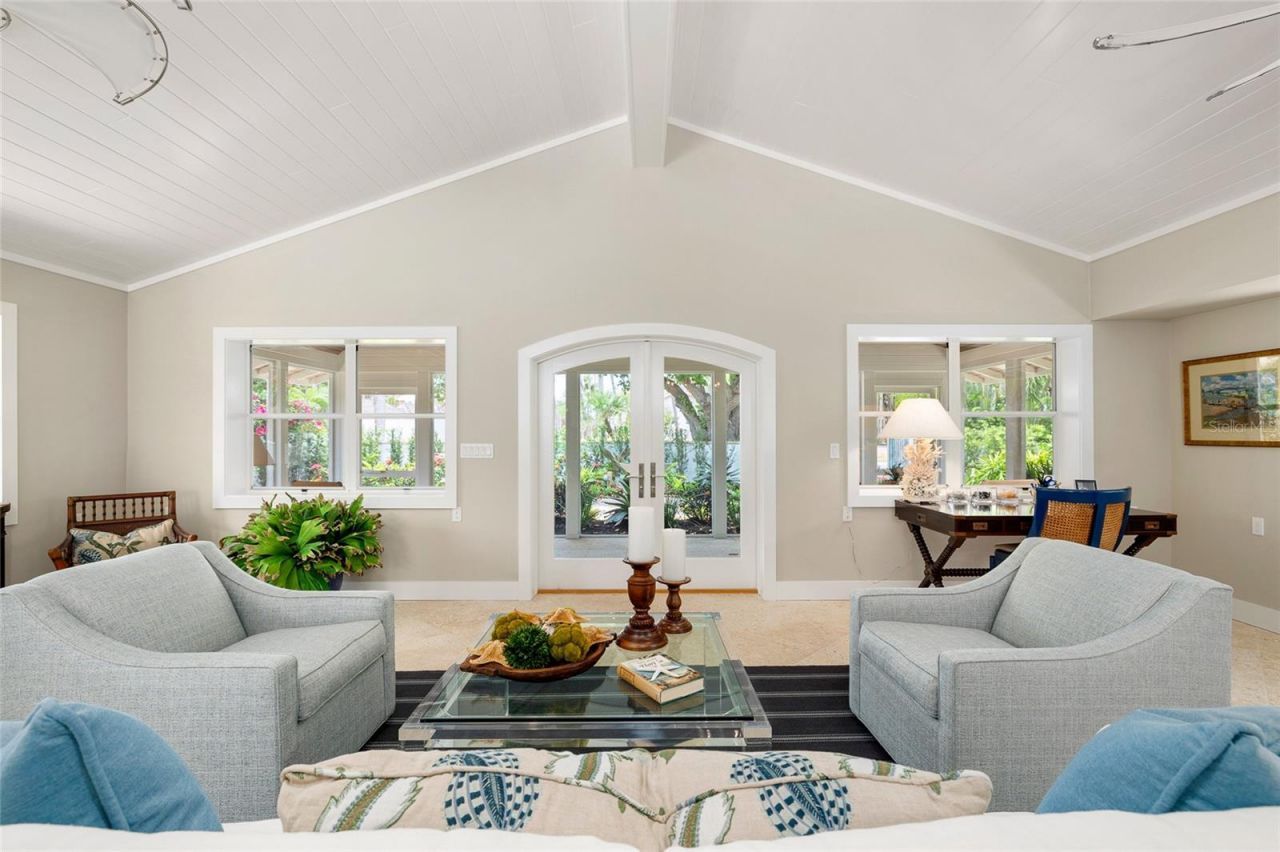 350 Gilchrist Avenue, Boca Grande, FL 33921 Photo