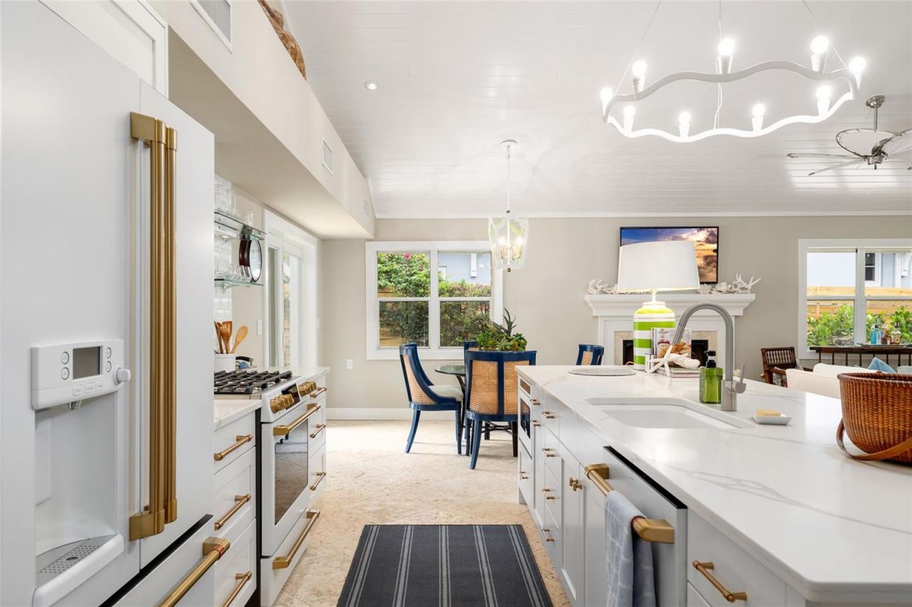 350 Gilchrist Avenue, Boca Grande, FL 33921 Photo