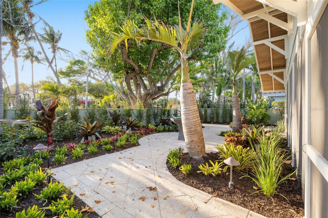 350 Gilchrist Avenue, Boca Grande, FL 33921 Photo