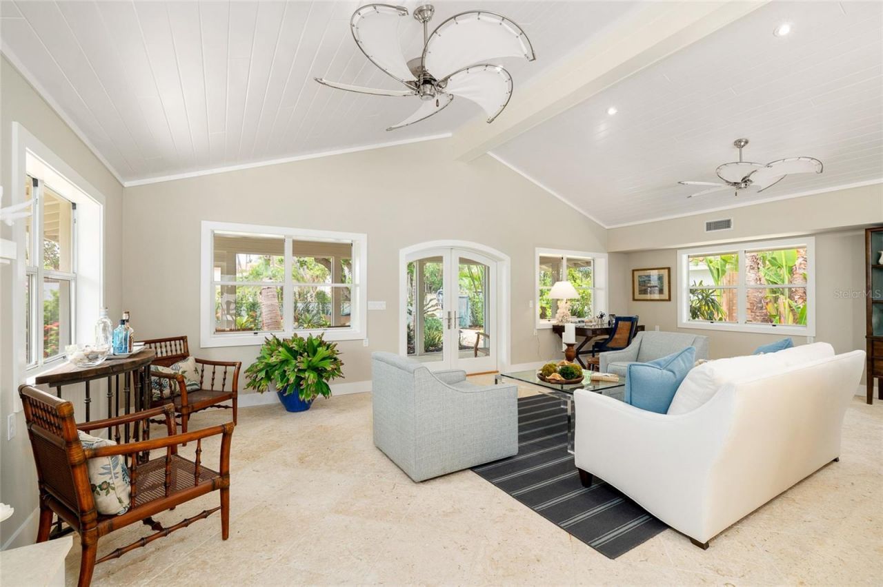 350 Gilchrist Avenue, Boca Grande, FL 33921 Photo