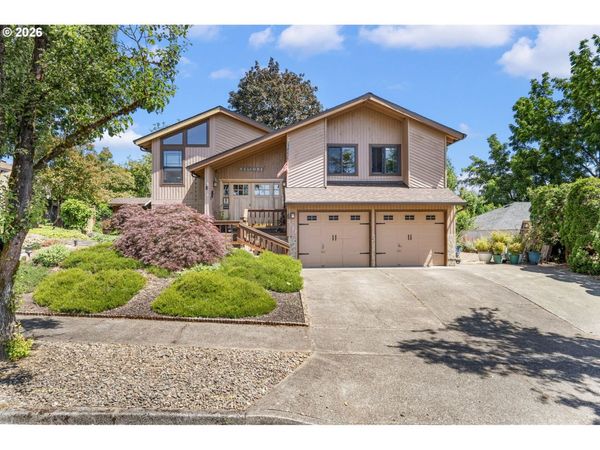 3327 HILLCREST WAY, Forest Grove, OR 97116