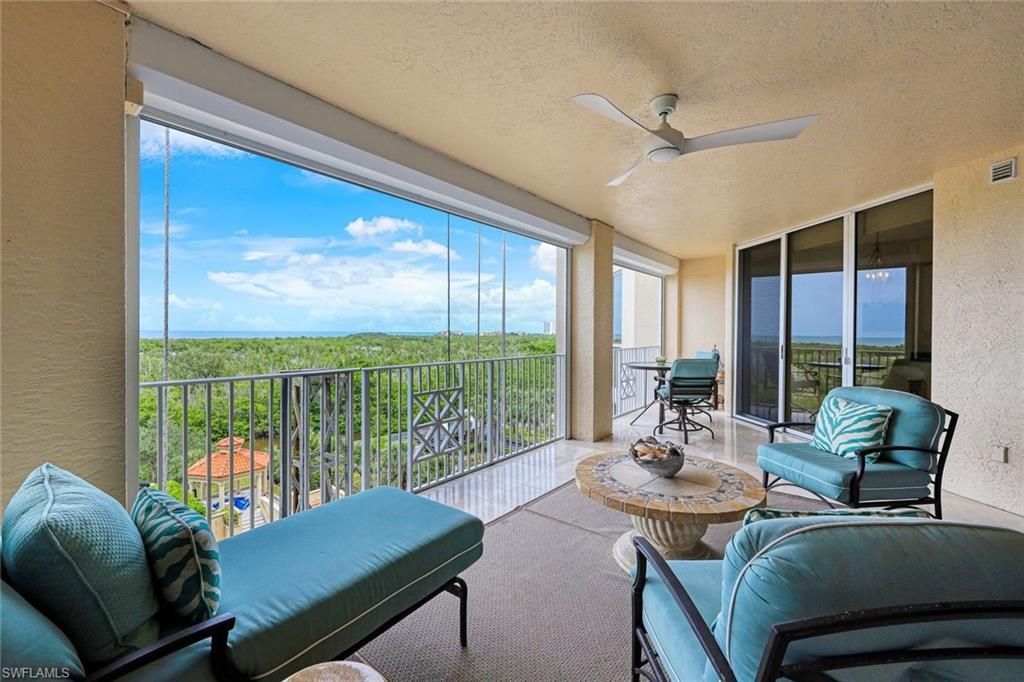 6597 Nicholas Blvd, Unit 705, Naples, FL 34108 Photo