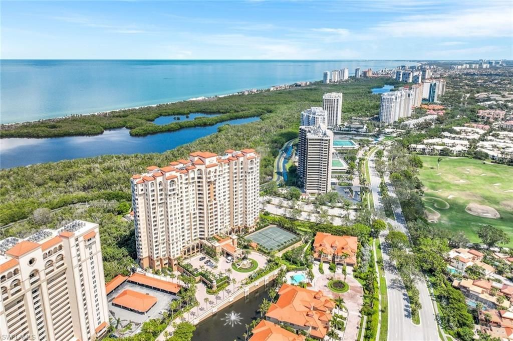 6597 Nicholas Blvd, Unit 705, Naples, FL 34108 Photo