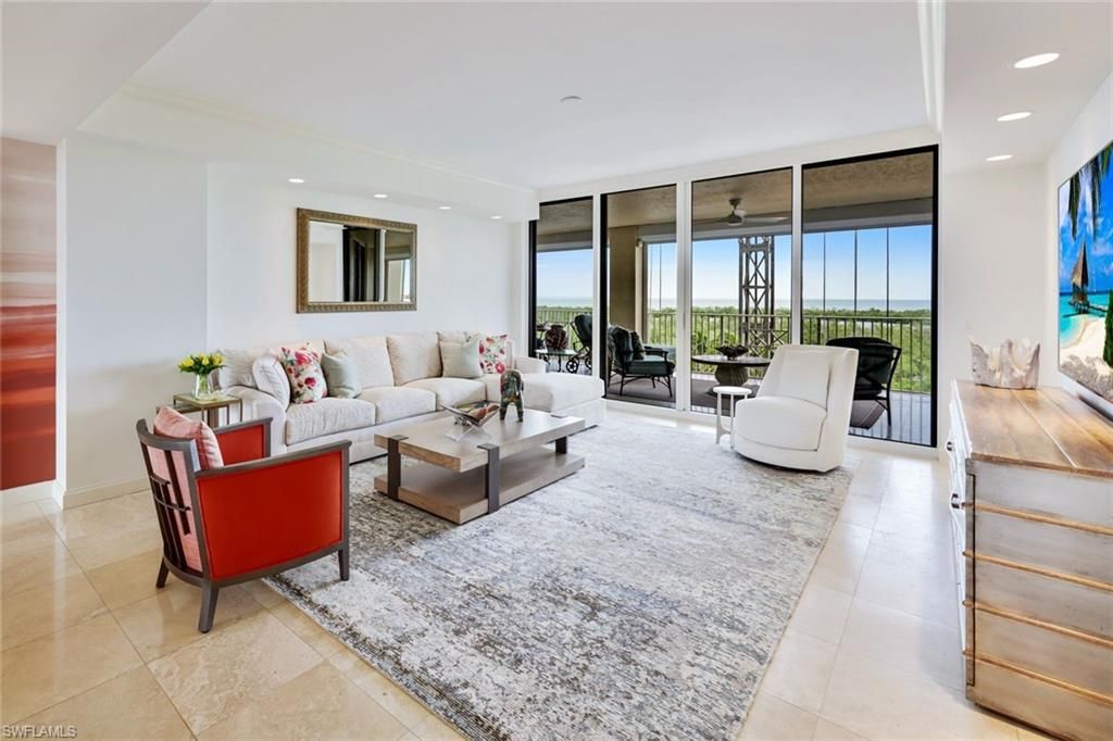 6597 Nicholas Blvd, Unit 705, Naples, FL 34108 Photo