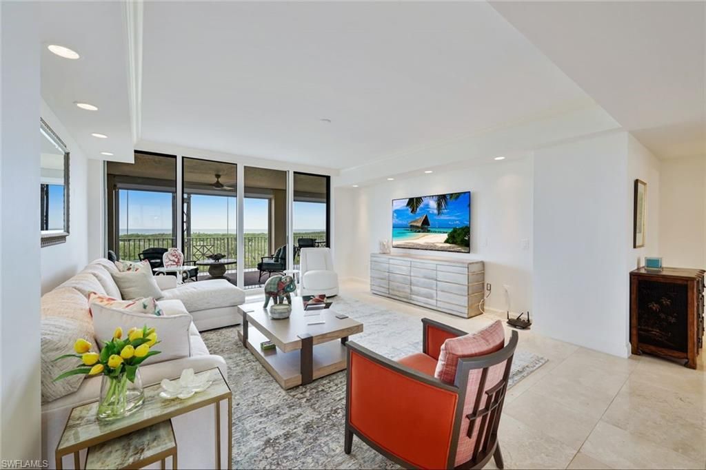 6597 Nicholas Blvd, Unit 705, Naples, FL 34108 Photo