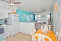 9530 Shore Dr. photo 4