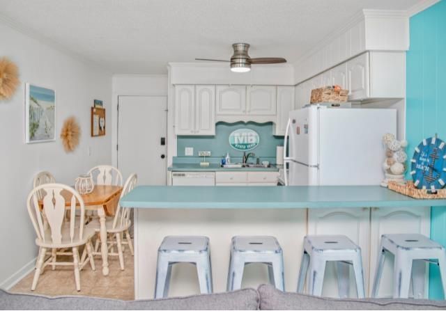 9530 Shore Dr. Photo 5