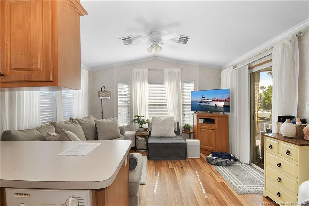 10725 S Ocean Drive, Unit 311, Jensen Beach, FL 34957 Photo