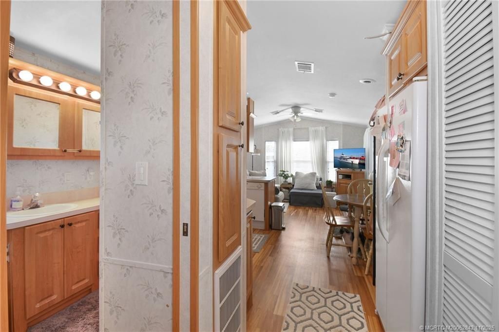 10725 S Ocean Drive, Unit 311, Jensen Beach, FL 34957 Photo