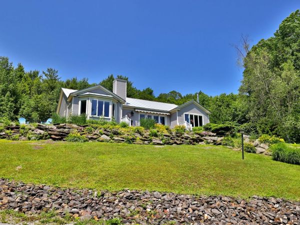 333 Music Mountain Road, Stockbridge, VT 05772