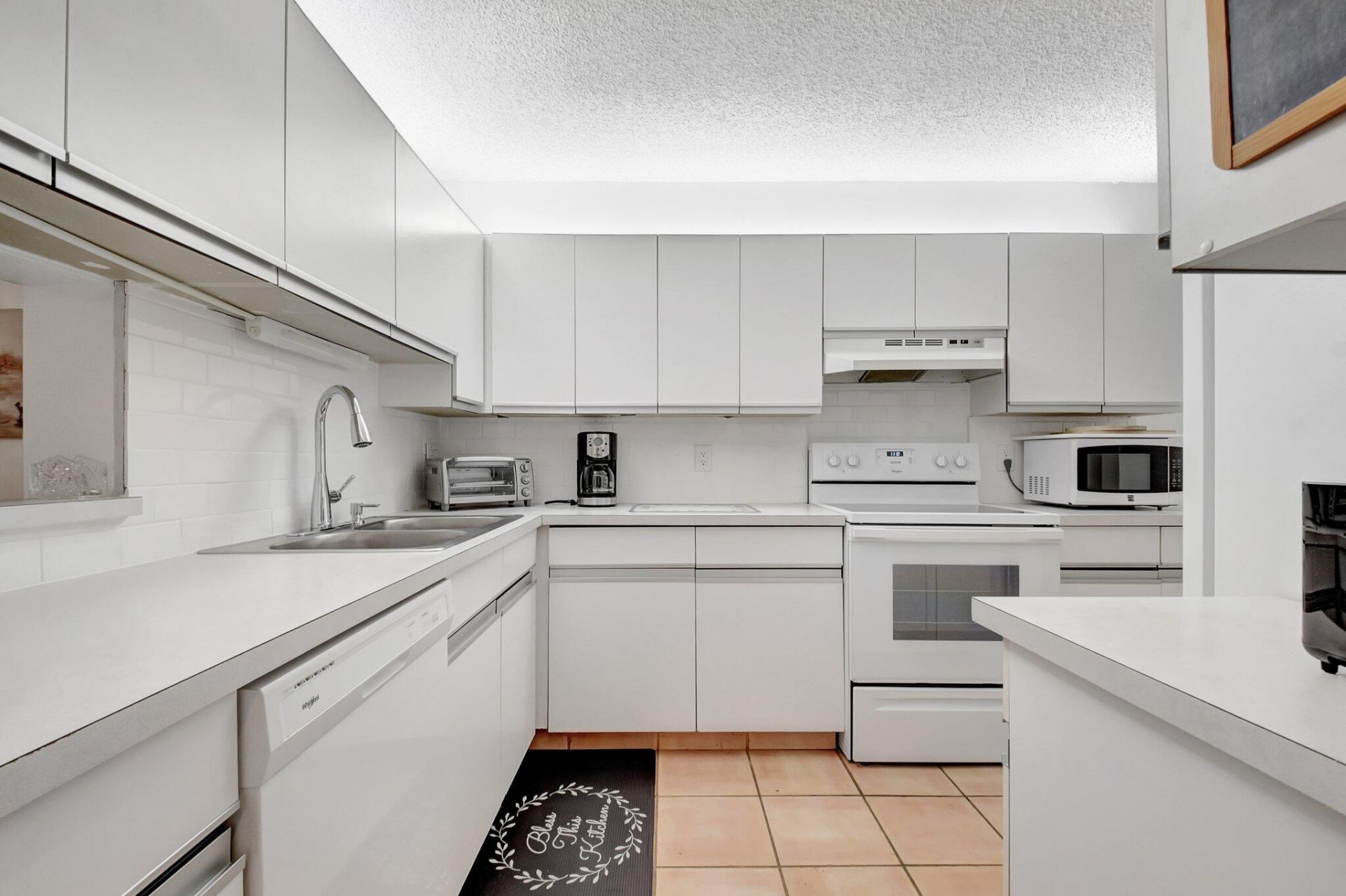 10187 Mangrove Drive, Unit 204, Boynton Beach, FL 33437 Photo