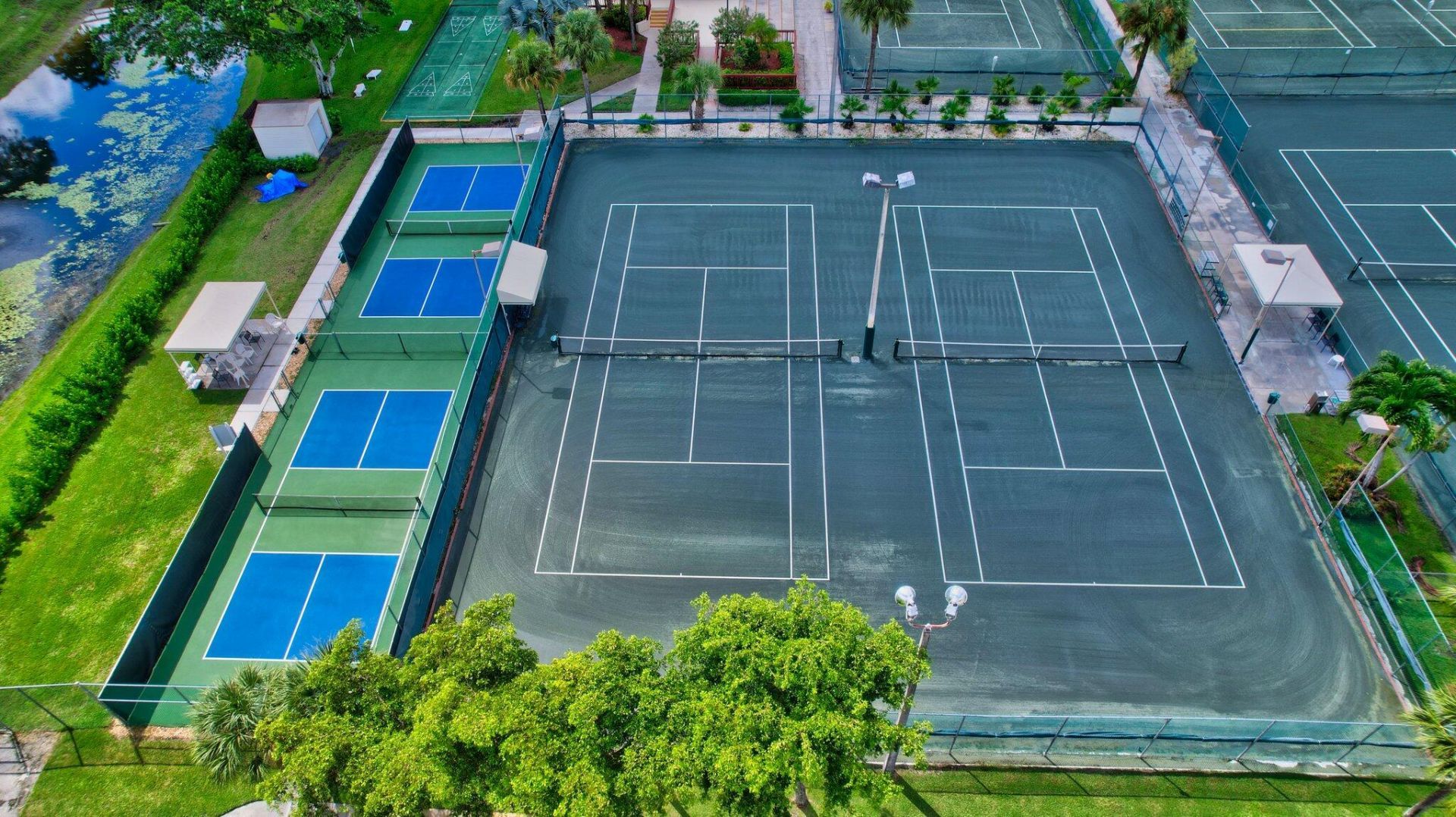 10187 Mangrove Drive, Unit 204, Boynton Beach, FL 33437 Photo