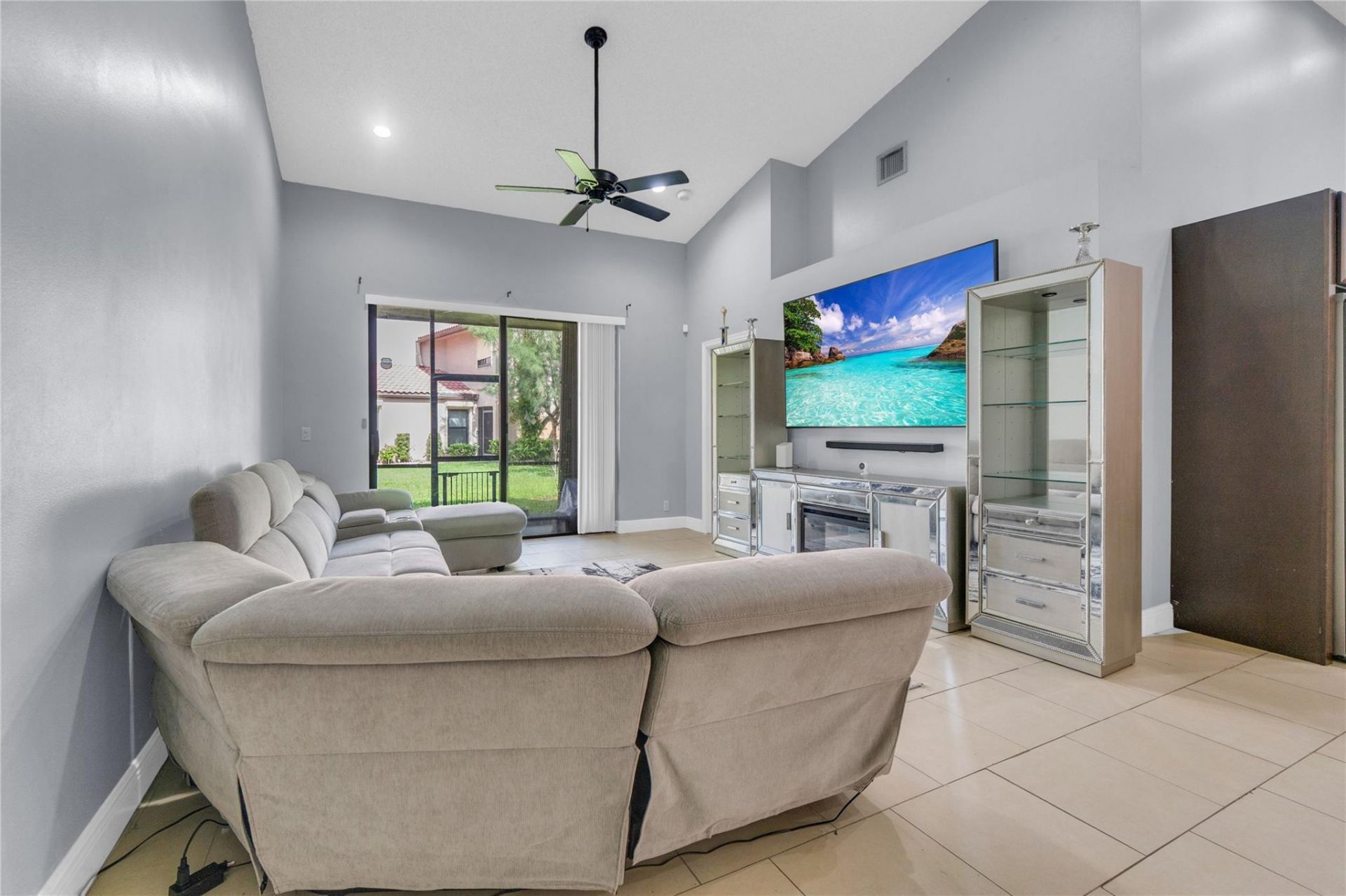 3003 La Mirage, Unit 3003, Lauderhill, FL 33319 Photo