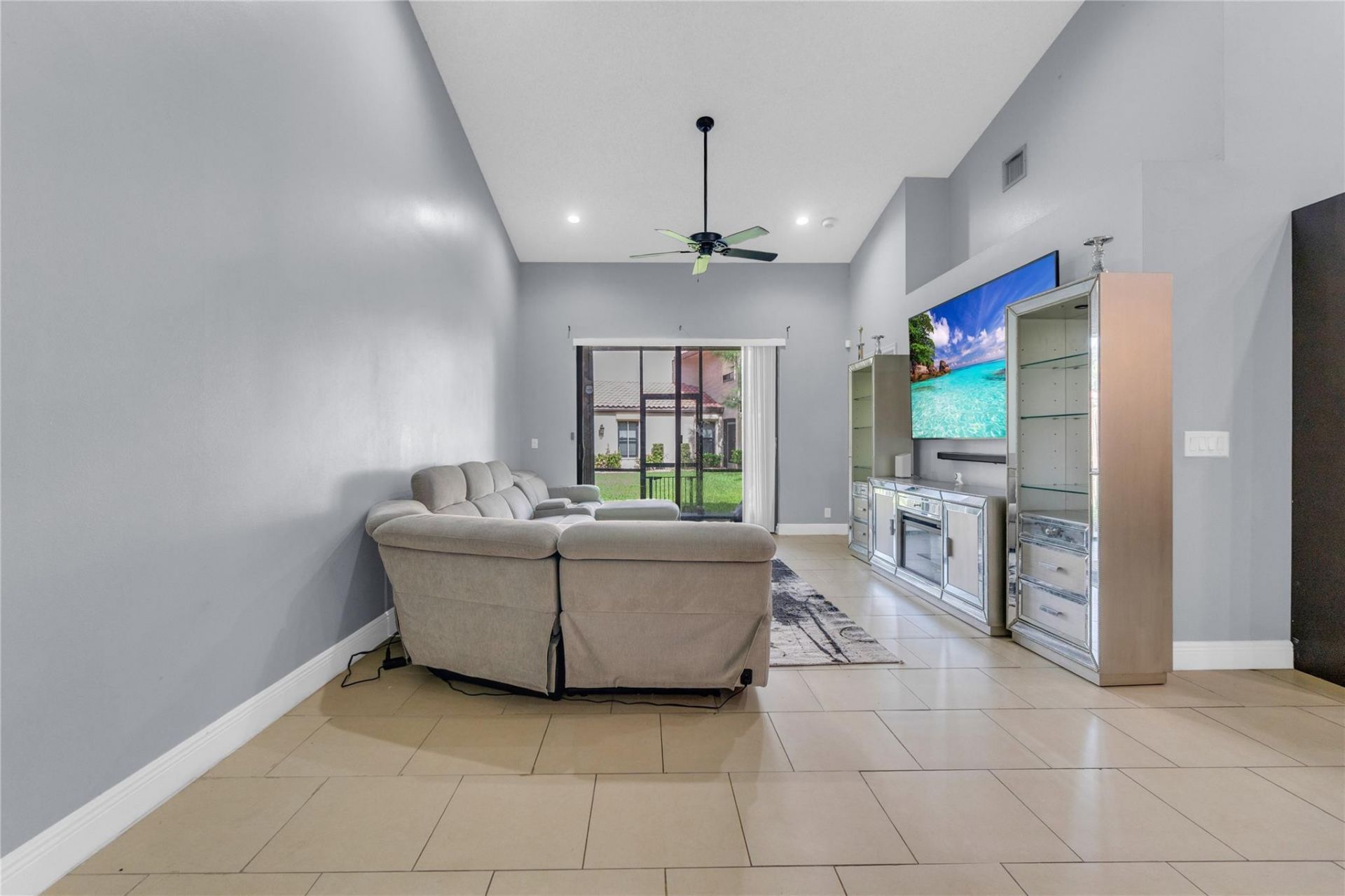 3003 La Mirage, Unit 3003, Lauderhill, FL 33319 Photo