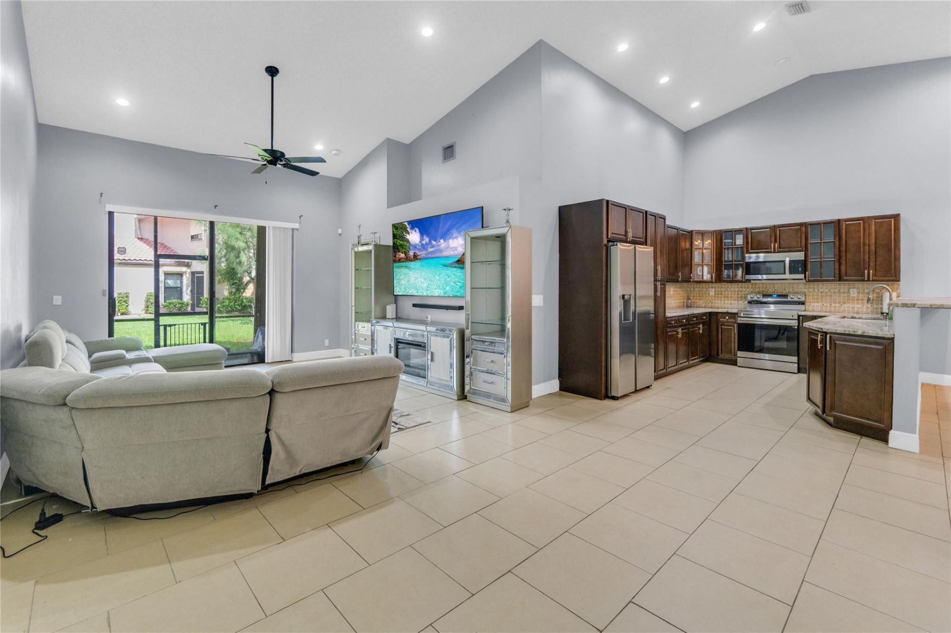 3003 La Mirage, Unit 3003, Lauderhill, FL 33319 Photo