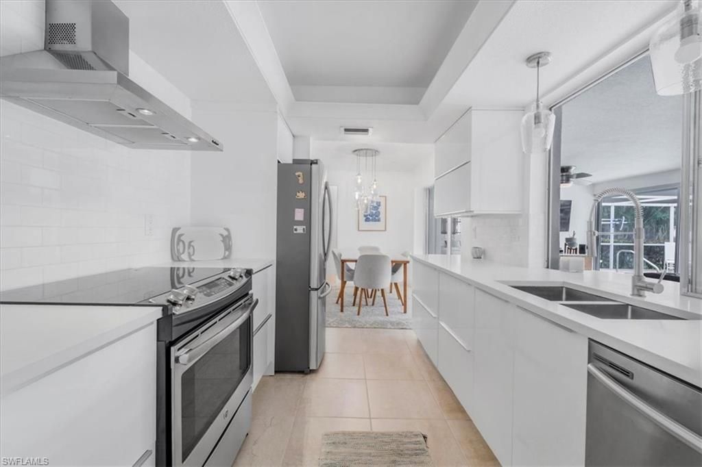 3908 SE 16th Pl, Cape Coral, FL 33904 Photo