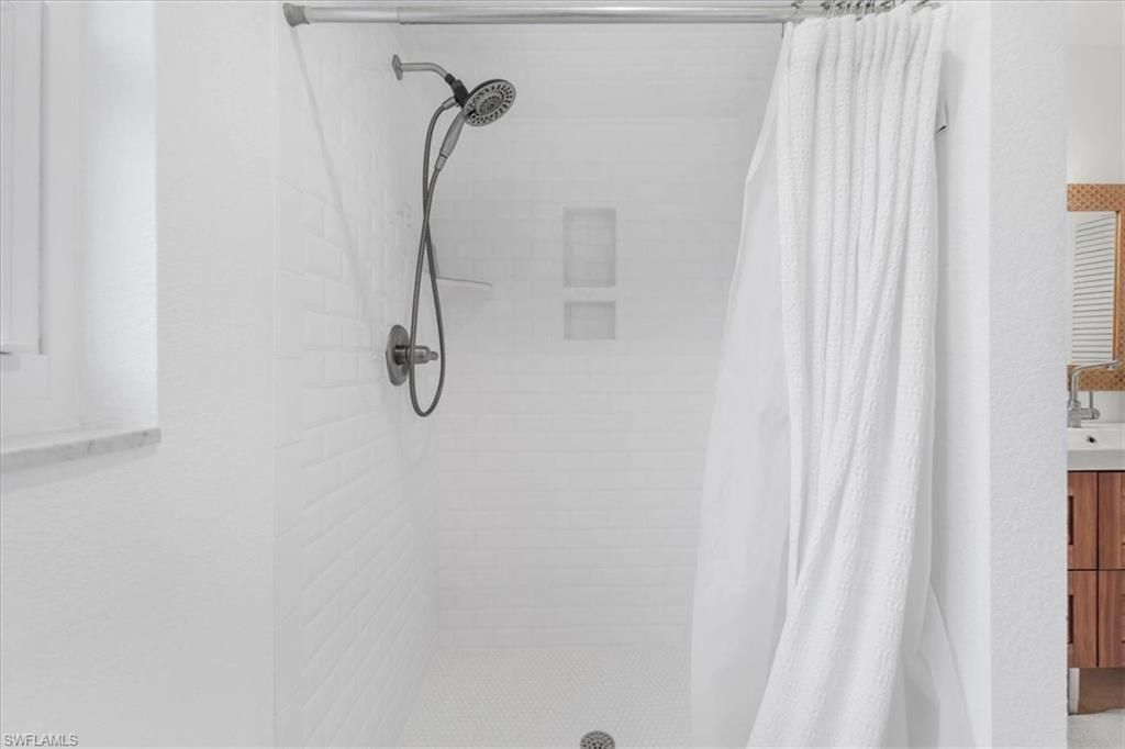 3908 SE 16th Pl, Cape Coral, FL 33904 Photo