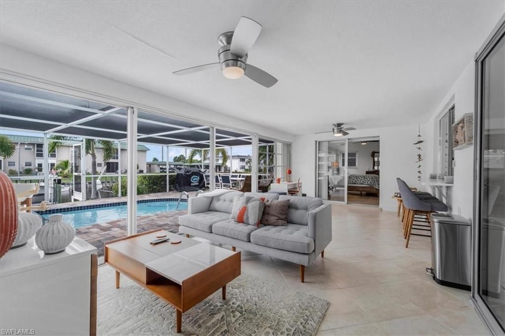 3908 SE 16th Pl, Cape Coral, FL 33904 Photo