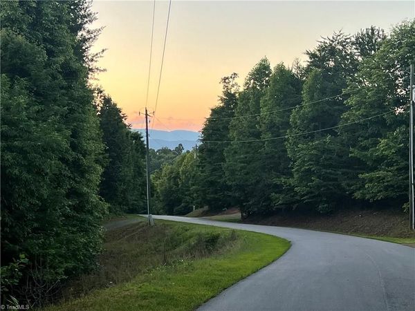 55 Ridge Run Road , Boomer, NC 28606