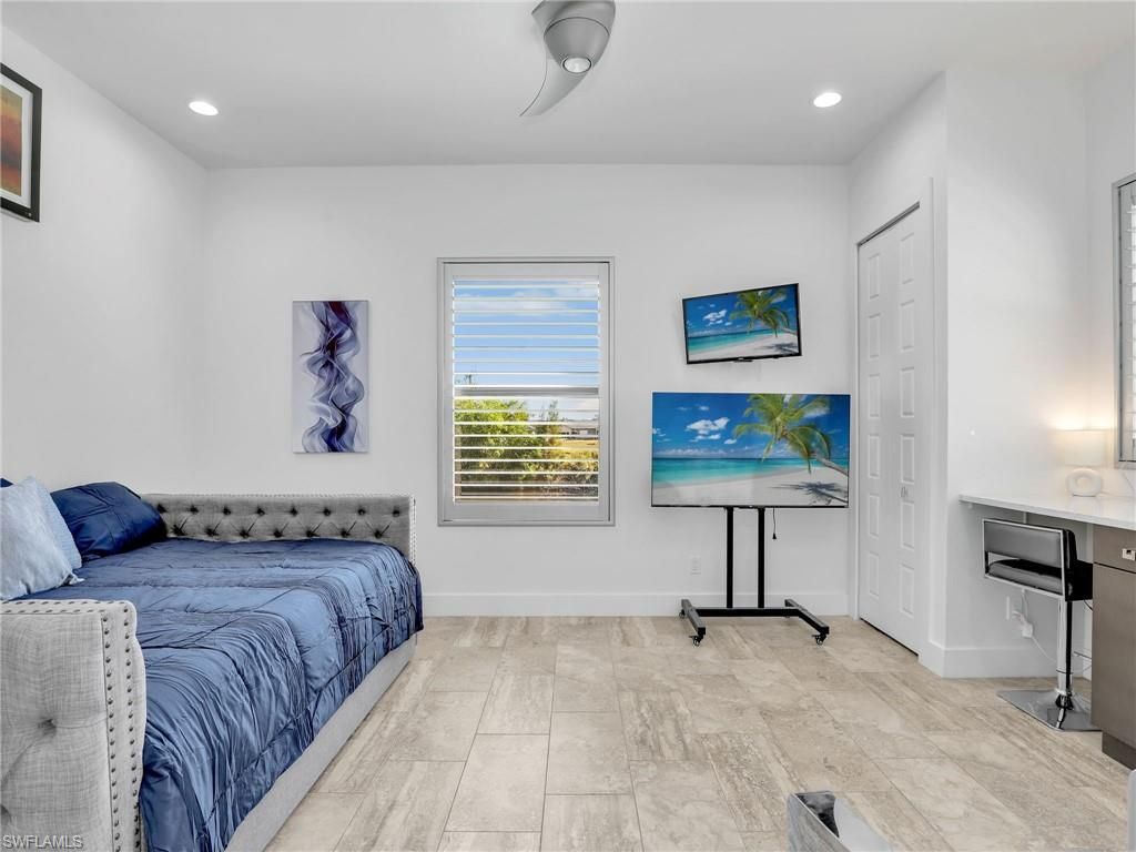 2333 SW 21st Ave, Cape Coral, FL 33991 Photo