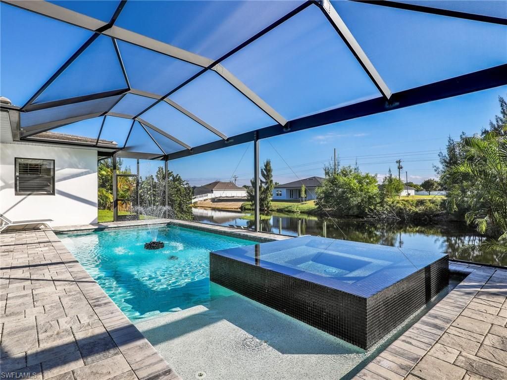 2333 SW 21st Ave, Cape Coral, FL 33991 Photo