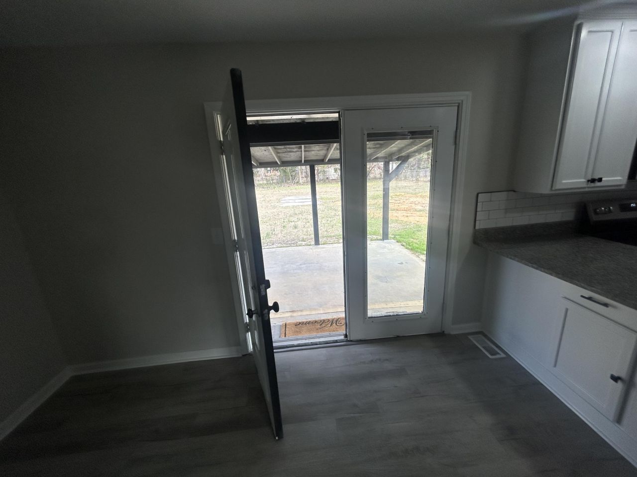 571 SW Sherrie Lane Photo 36