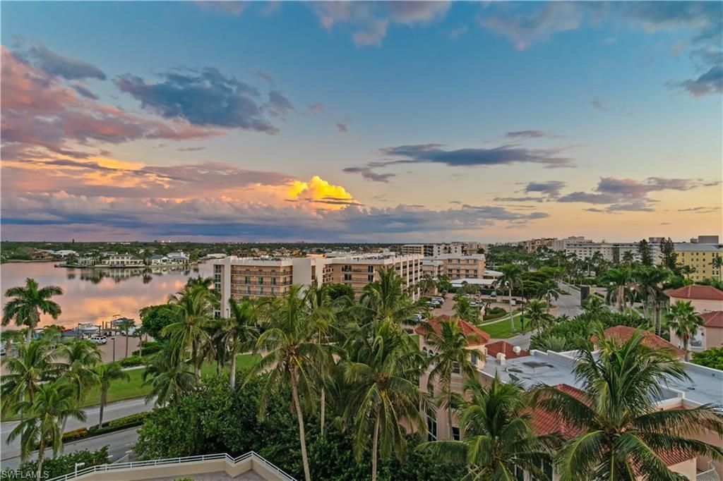 3971 Gulf Shore Blvd N, Unit 802, Naples, FL 34103 Photo