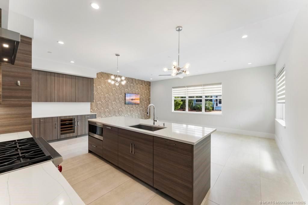 53 SE Seminole Street, Unit 1A, Stuart, FL 34994 Photo