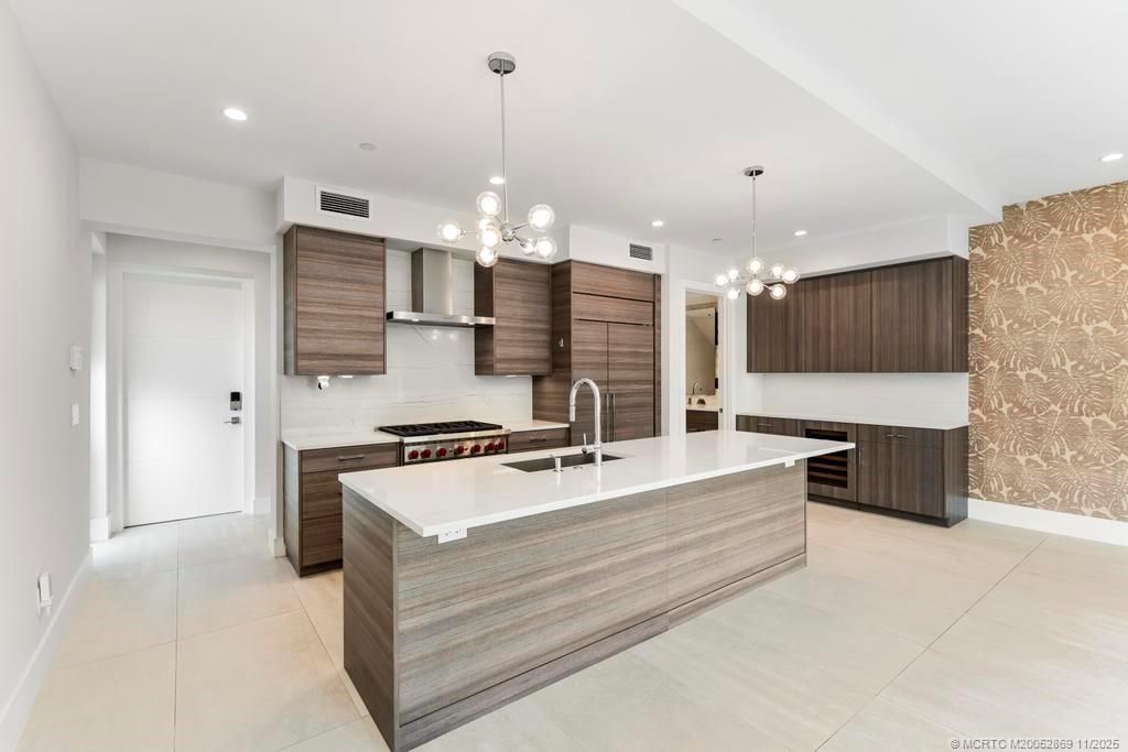 53 SE Seminole Street, Unit 1A, Stuart, FL 34994 Photo