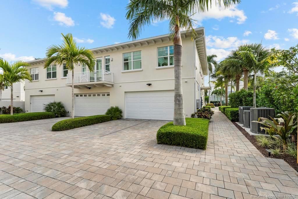 53 SE Seminole Street, Unit 1A, Stuart, FL 34994 Photo