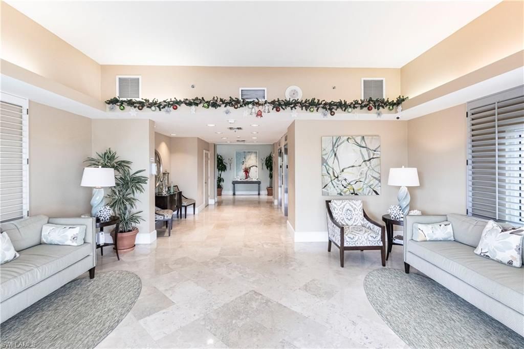 40 Seagate Dr, Unit 202A, Naples, FL 34103 Photo