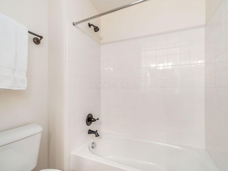 7030 Kinsale Lane, Powell, OH 43065 Photo 29