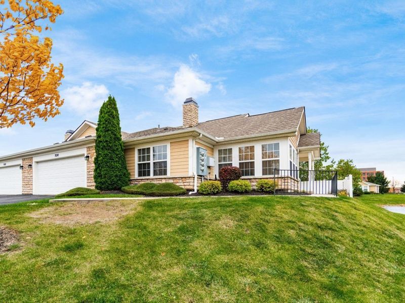 7030 Kinsale Lane, Powell, OH 43065 Photo 9