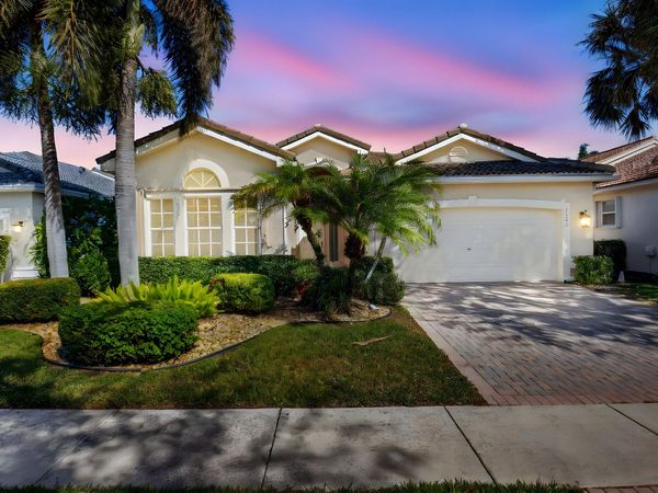 7303 Morocca Lake Drive, Delray Beach, FL 33446