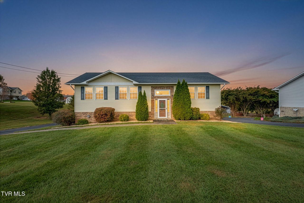 180 Kincheloe Road, Fall Branch, TN 37656 Main Photo