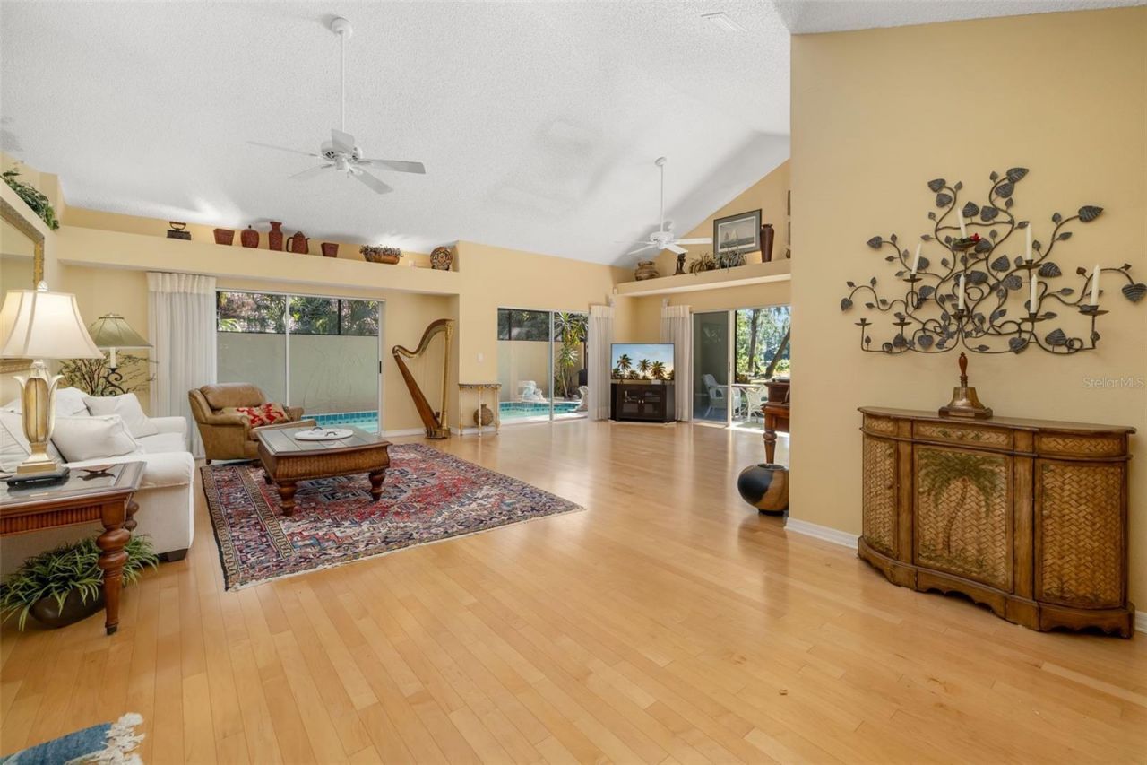 4480 S Ascot Circle, Sarasota, FL 34235 Photo