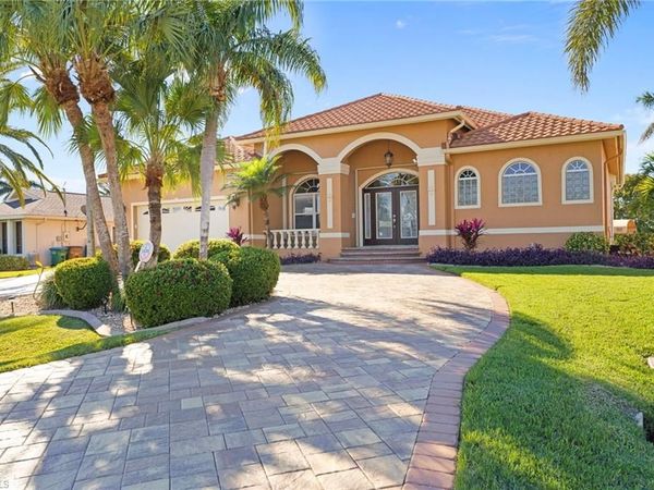 5220 SW 8th PL, CAPE CORAL, FL 33914