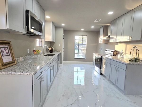 4006 Sarasota Dr, Baton Rouge, LA 70814