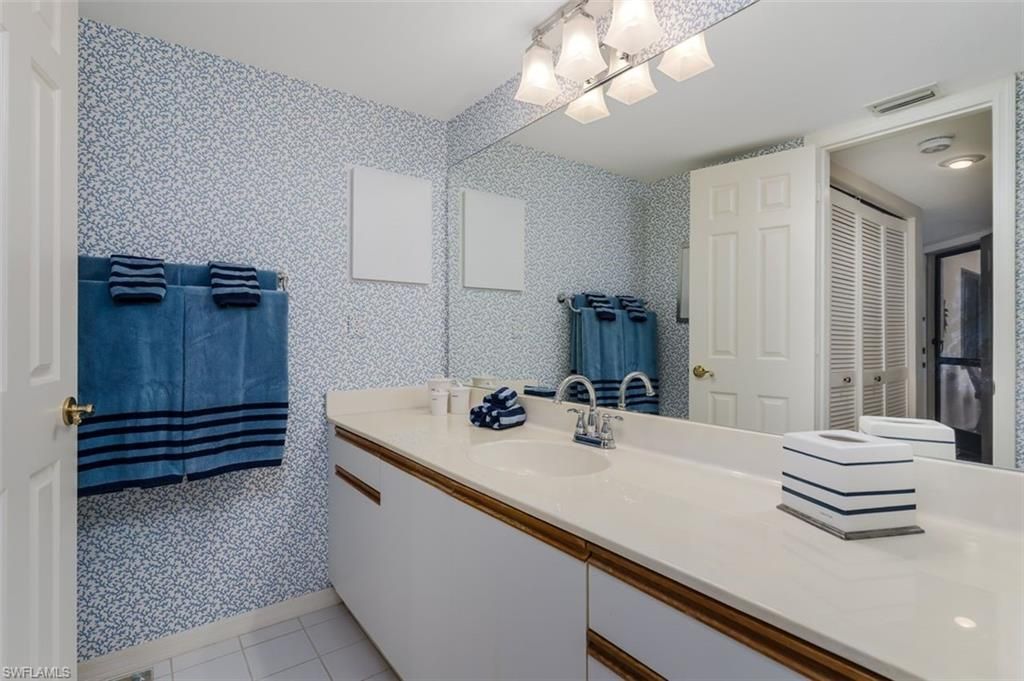 6545 Valen Way, Unit F205, Naples, FL 34108 Photo