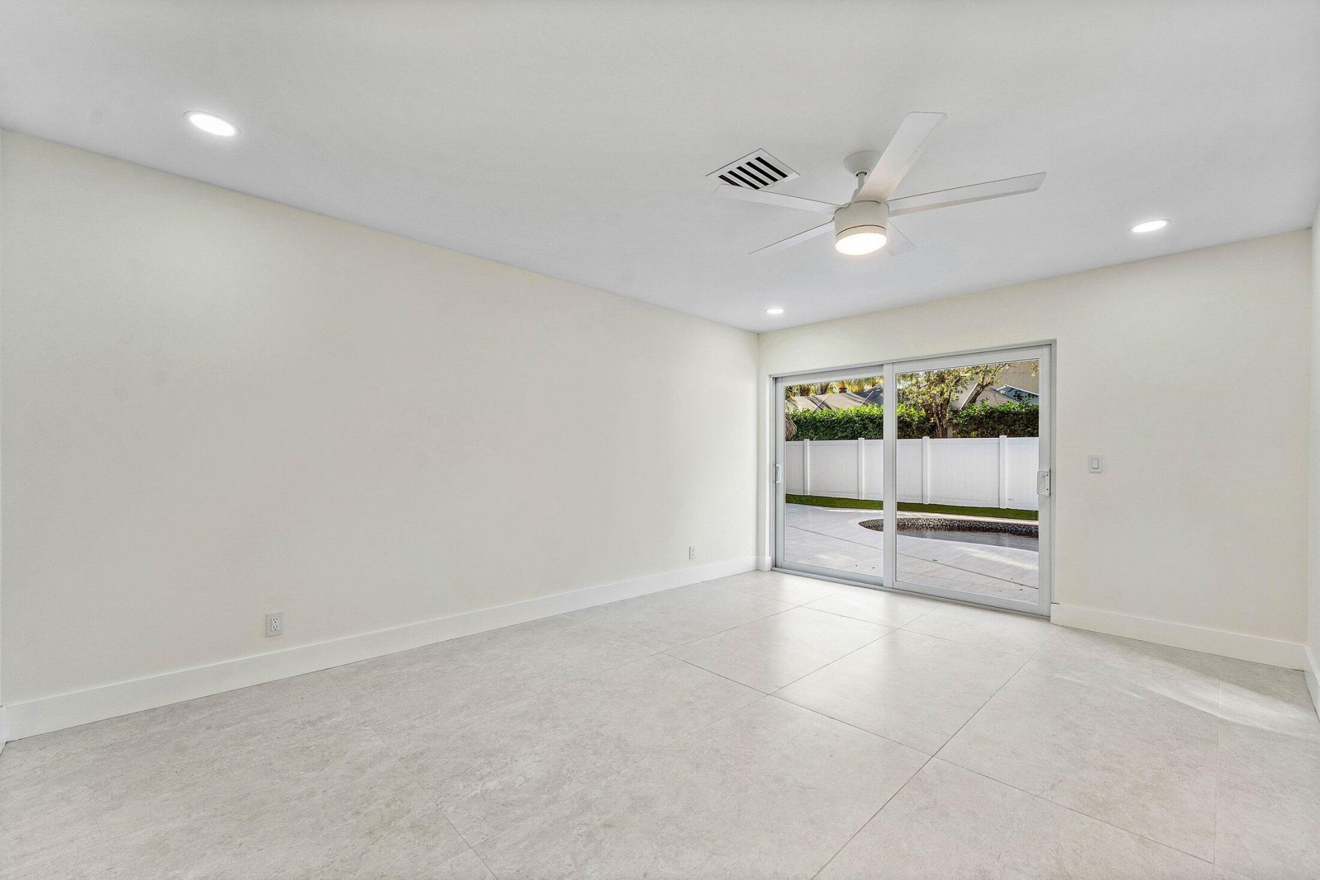 1380 SW 1st Street, Boca Raton, FL 33486 Photo