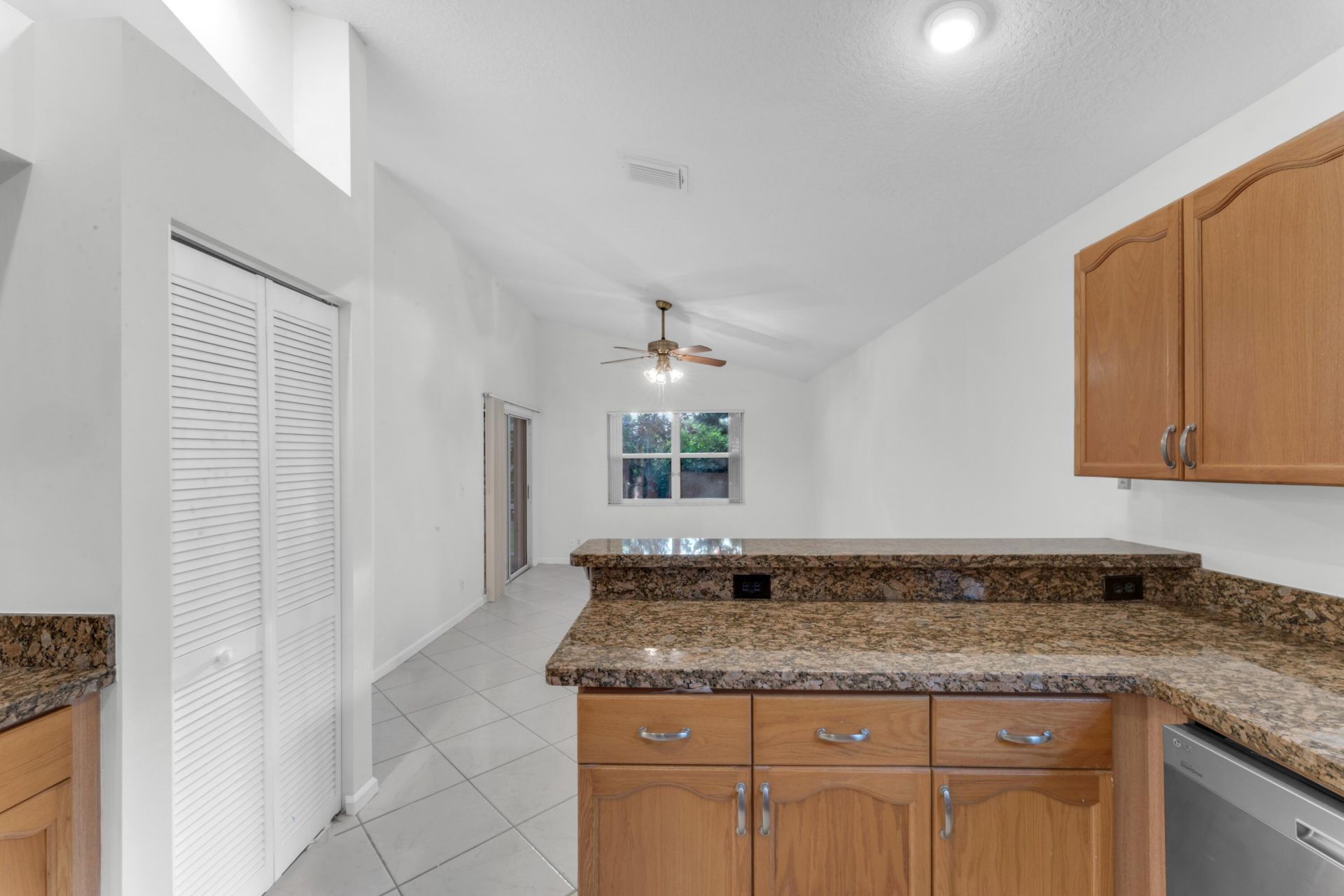 2705 Pointe Circle, Greenacres, FL 33413 Photo